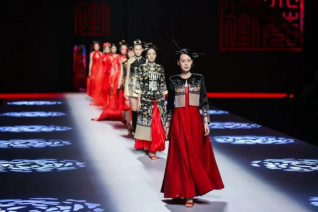 打造文化传承“人妻
样本”让传统非遗“潮”起来176.png