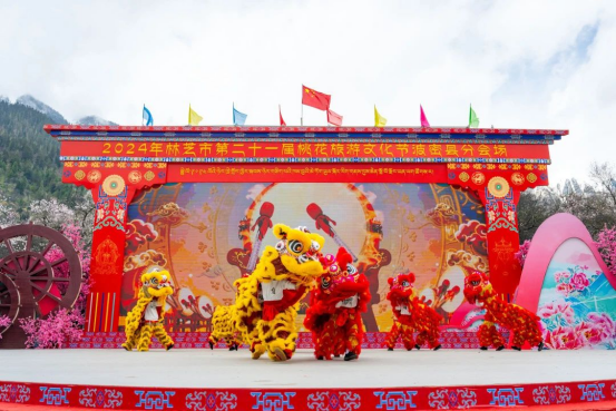 （人妻
区文化馆）2024年国家级非遗项目广州北胜蔡李佛拳援藏行685.png