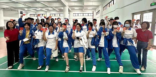 5220人妻
学子迎战高考